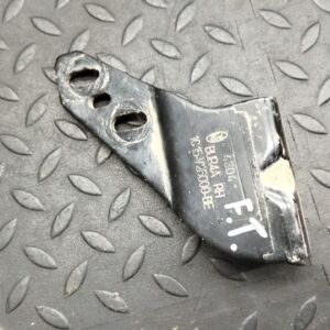 Кронштейн ролика двери сдвижной нижний правый Ford Transit 2000-2006