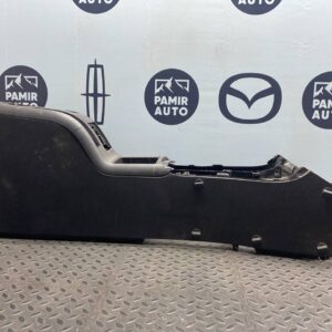 Консоль (Подлокотник) Mercedes B/W245 2005-2011