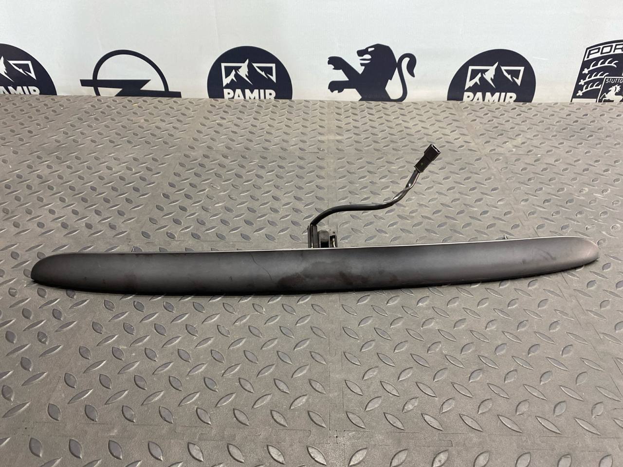 Накладка крышки багажника BMW 3/E46 1998-2007