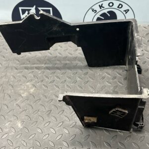 Корпус АКБ Ford Focus/2 2004-2011