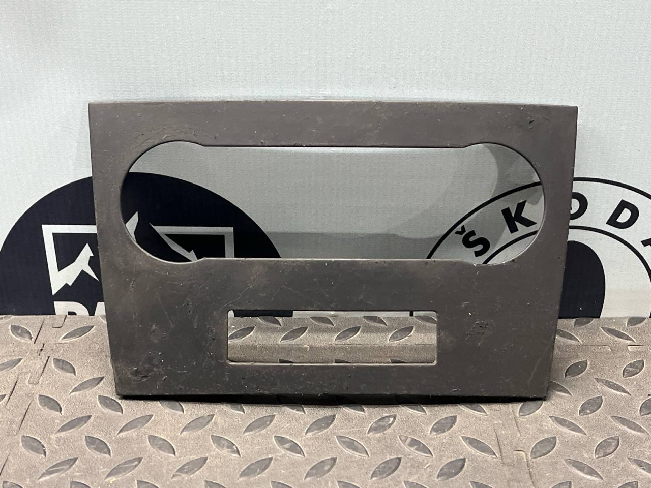 Накладка на торпедо Mercedes B/W245 2005-2011