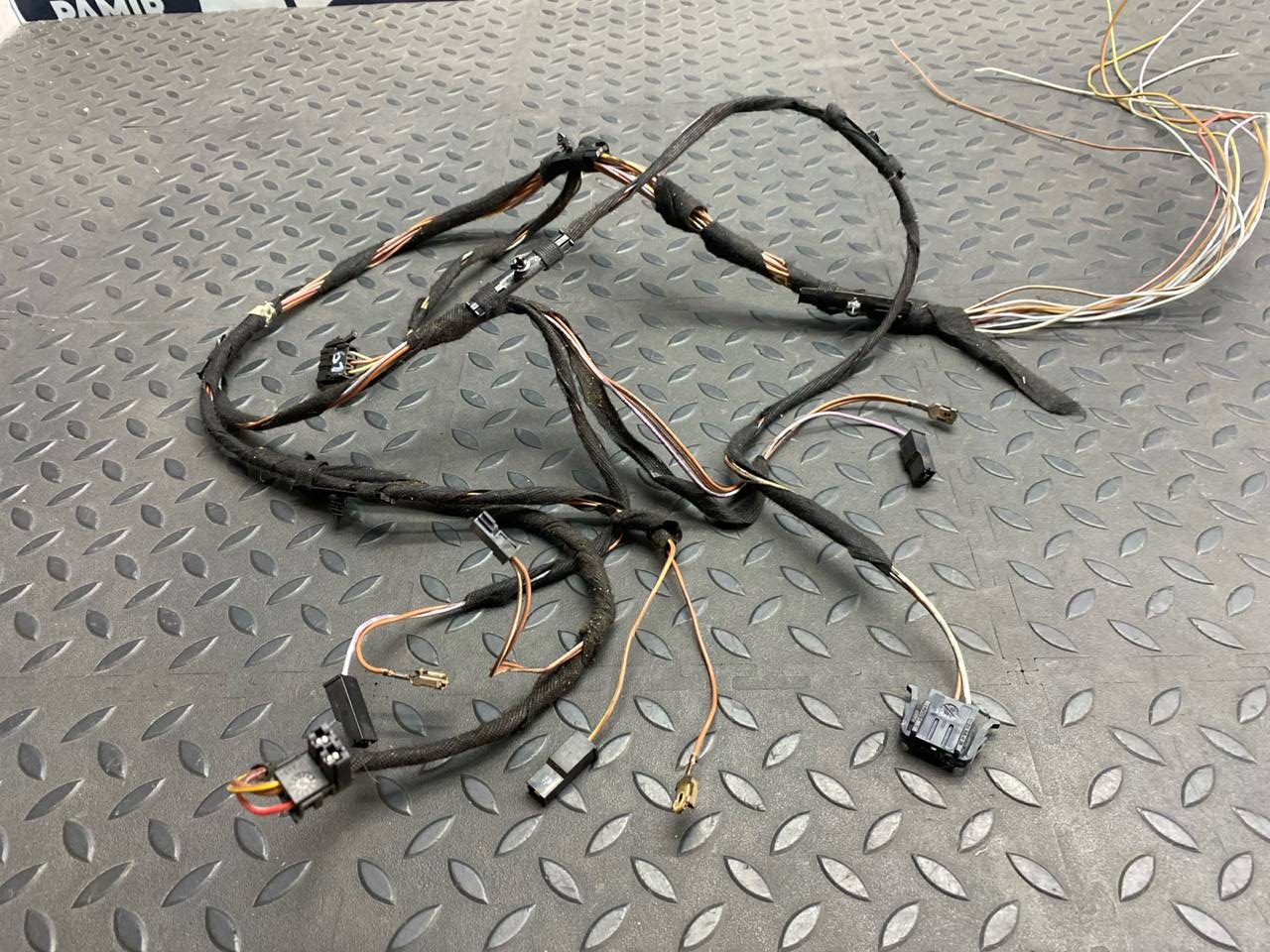 Проводка крышки багажника BMW 3/E46 1998-2007