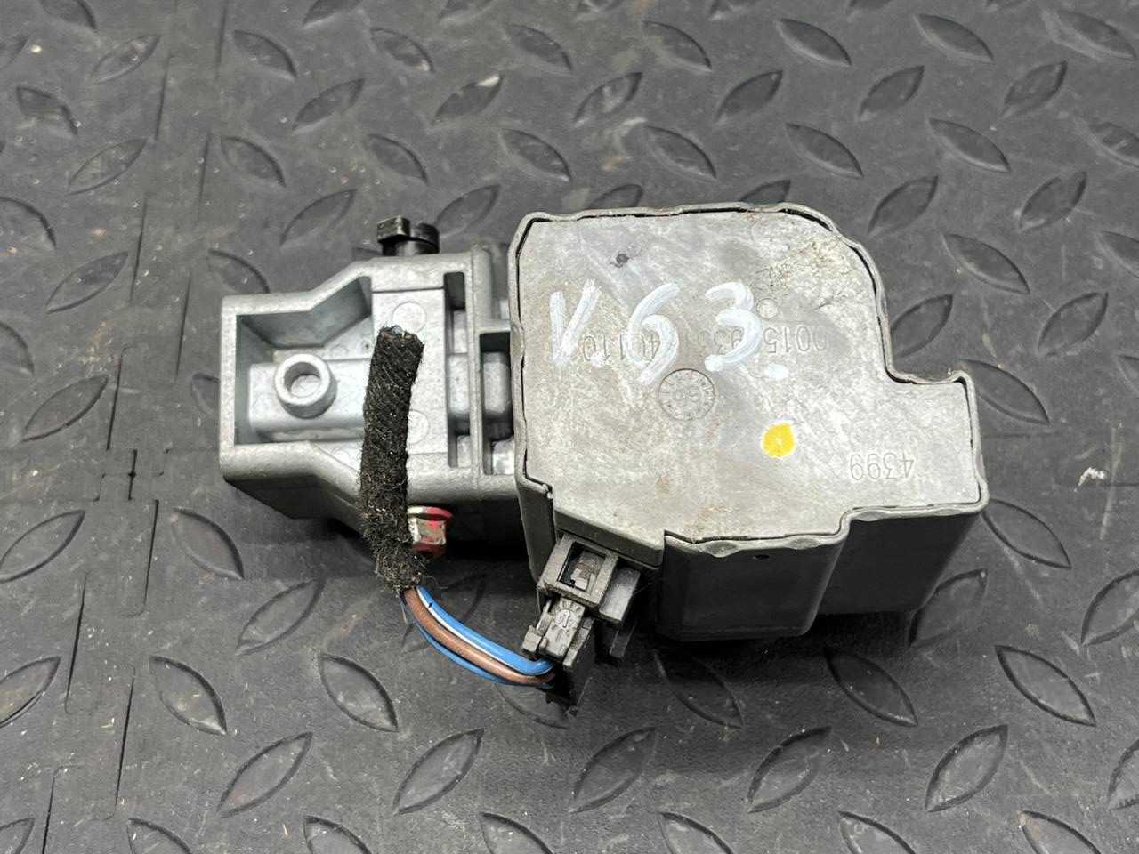 Замок рулевого управления Mercedes Mercedes C/W202 1993-2001