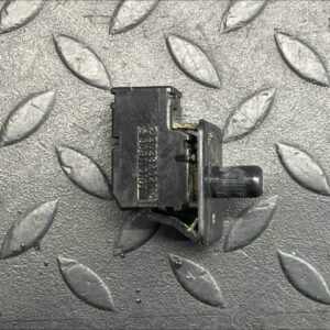 Выключатель концевой Mercedes C/W202 1993-2001