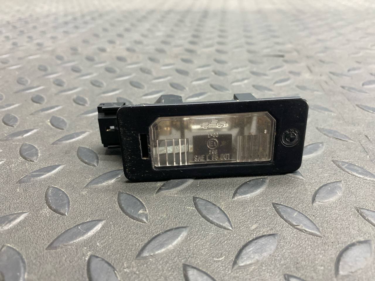 Фонарь подсветки номера BMW 3/E90 2004-2013