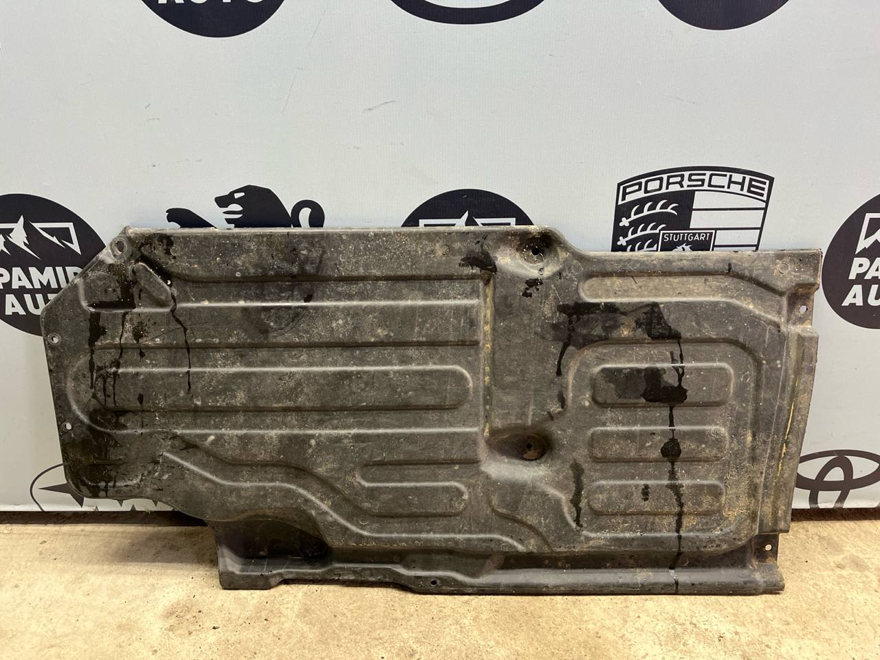 Защита антигравийная задняя левая Mercedes E/W211 2002-2009