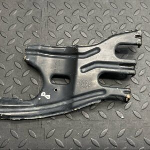 Кронштейн фары левый Mercedes C/W203 2000-2008