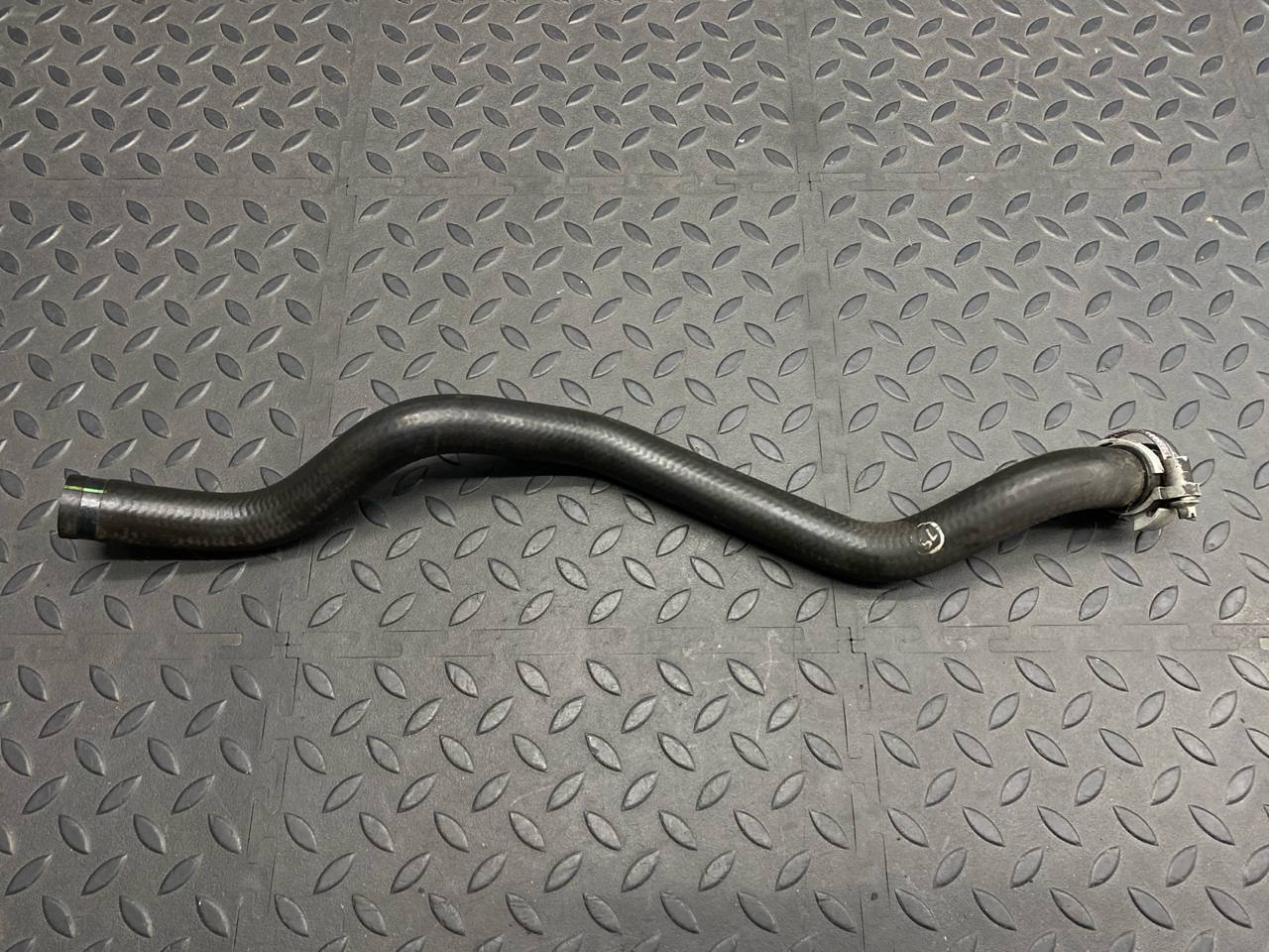 Патрубок ОЖ BMW 3/E46 1998-2007