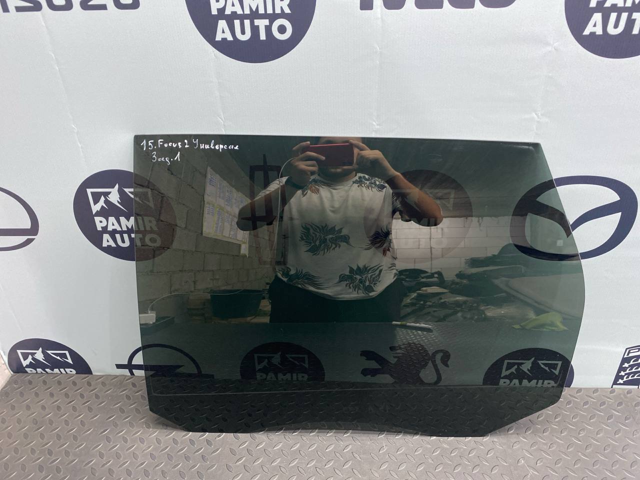 Стекло двери заднее левое Ford Focus/2 2004-2011