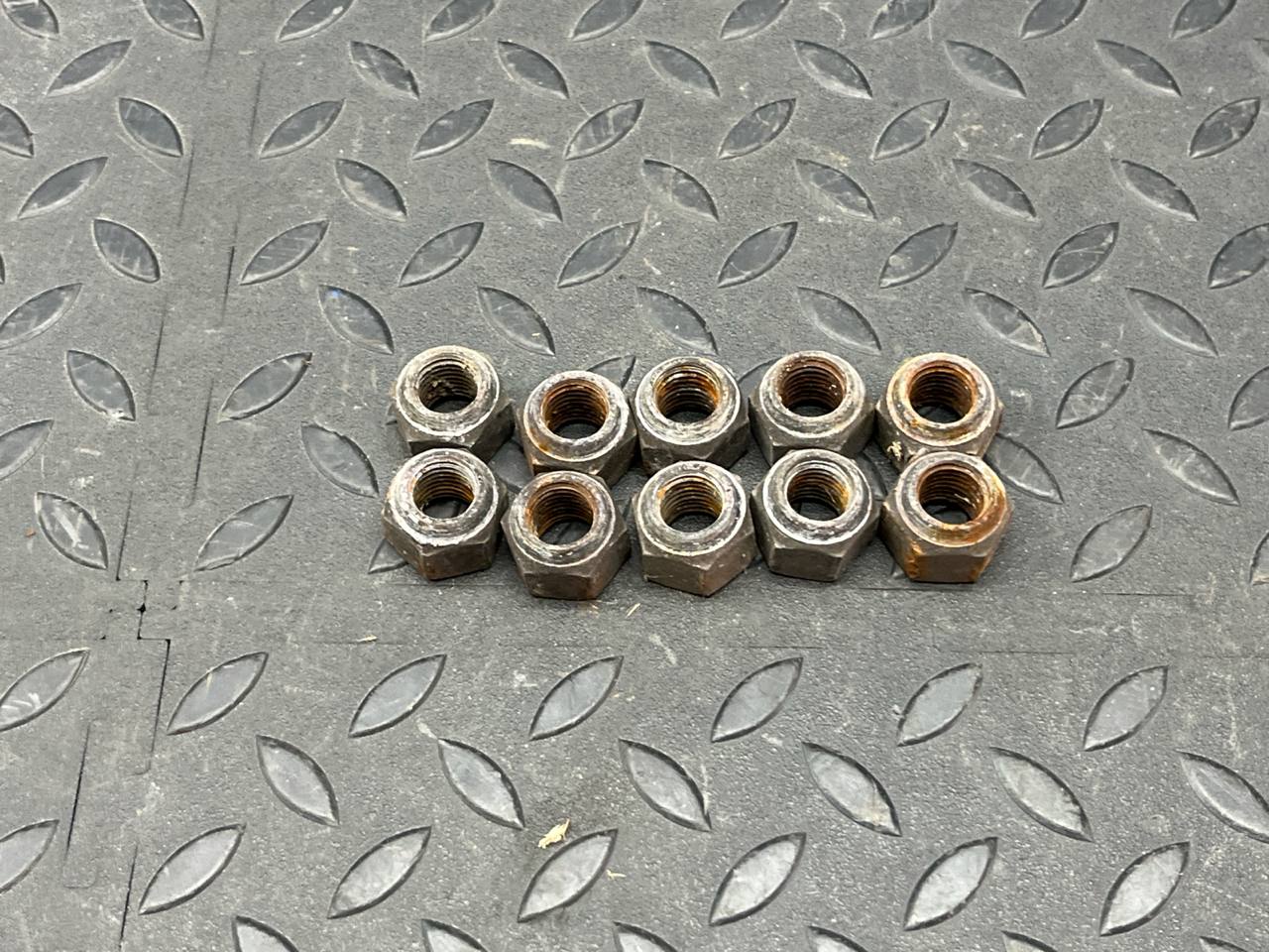 Гайка колесная Ford Focus/2 2004-2011