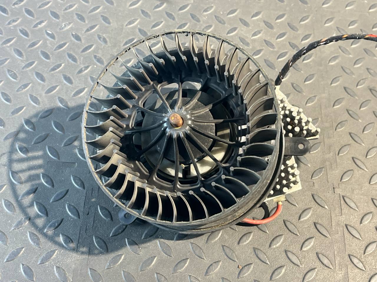 Моторчик отопителя Mercedes C/W202 1993-2001