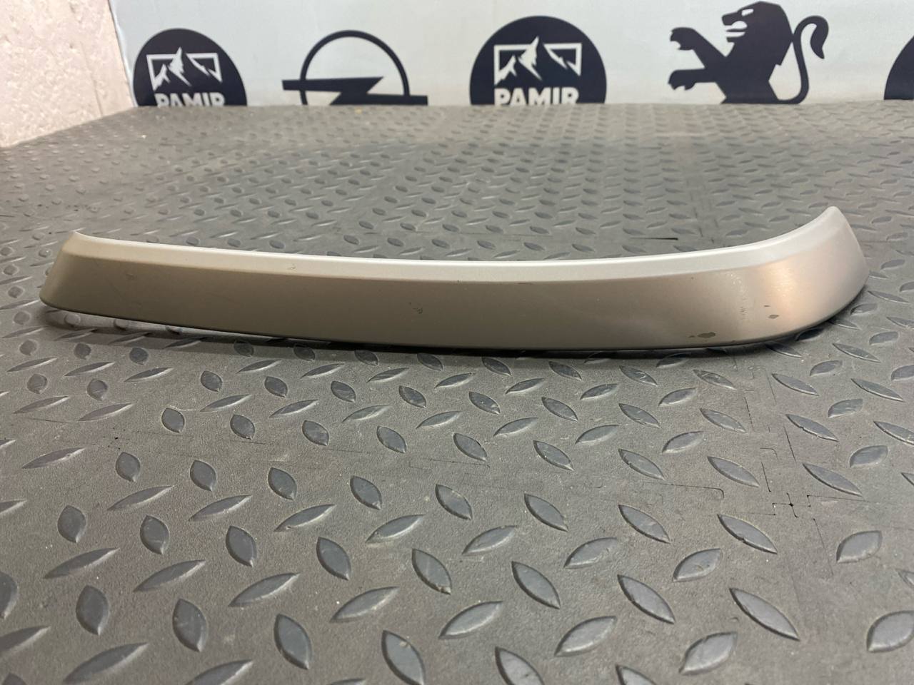 Накладка двери задняя правая BMW 3/E90 2004-2013