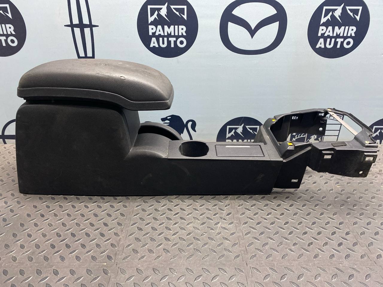 Консоль (Подлокотник) Ford Mondeo/3 2000-2007