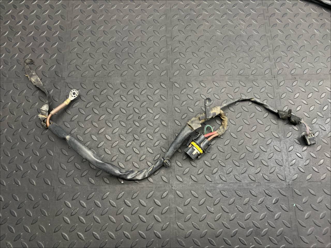 Разъем вентилятора Mercedes E/W211 2002-2009