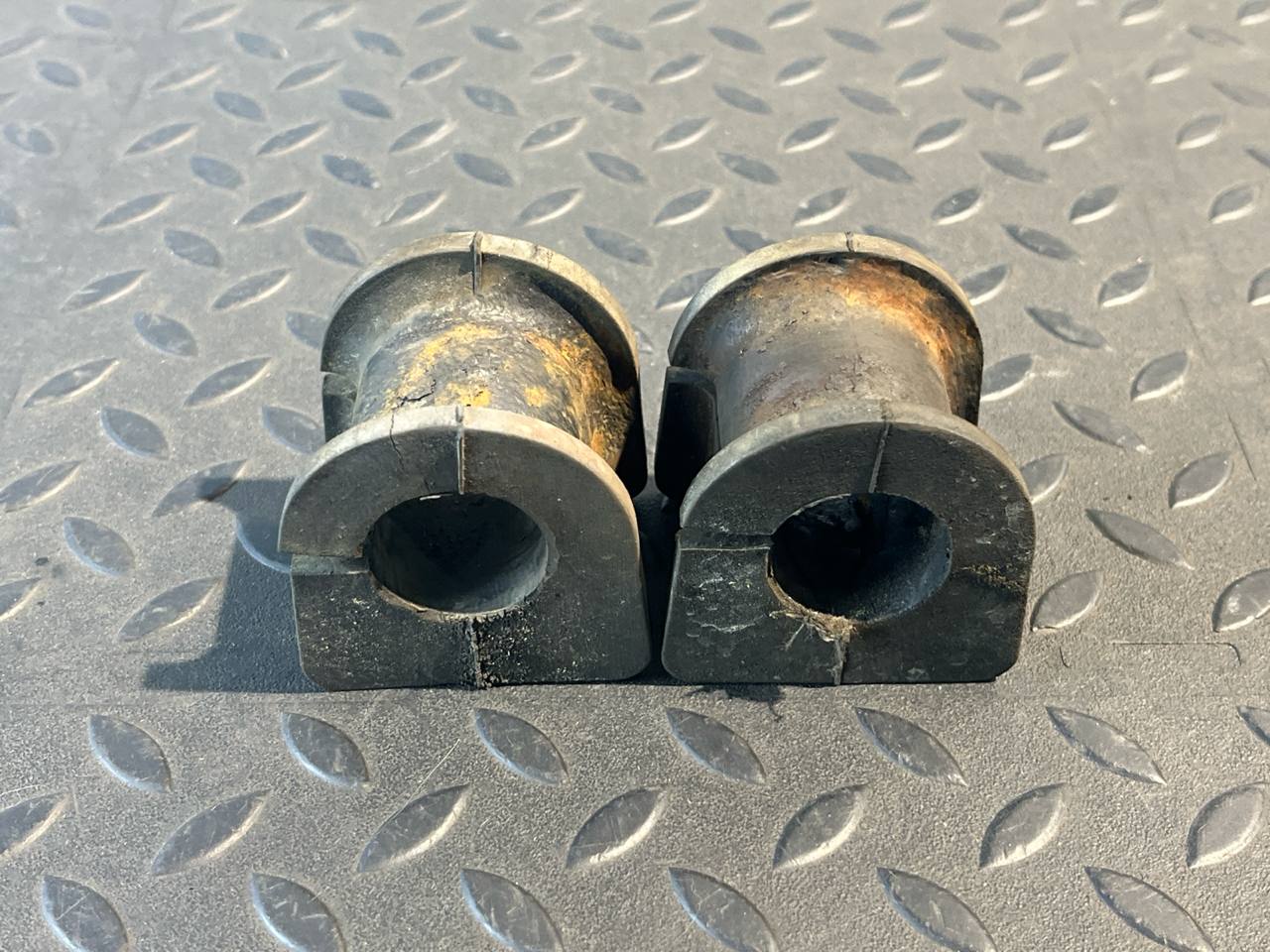 Втулка стабилизатора передняя Mercedes Vito/W638 1996-2003