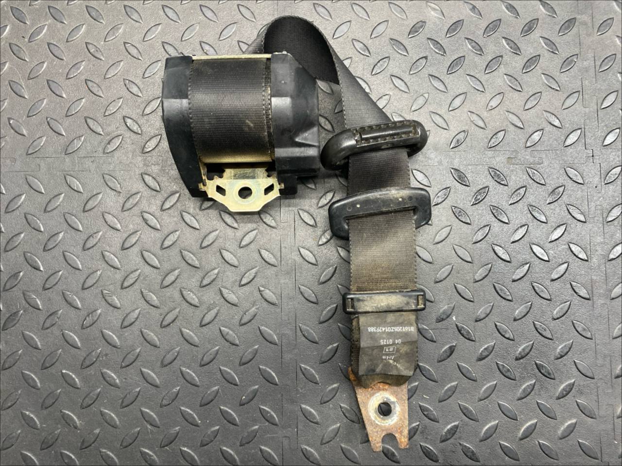 Ремень безопасности задний левый Ford Mondeo/3 2000-2007