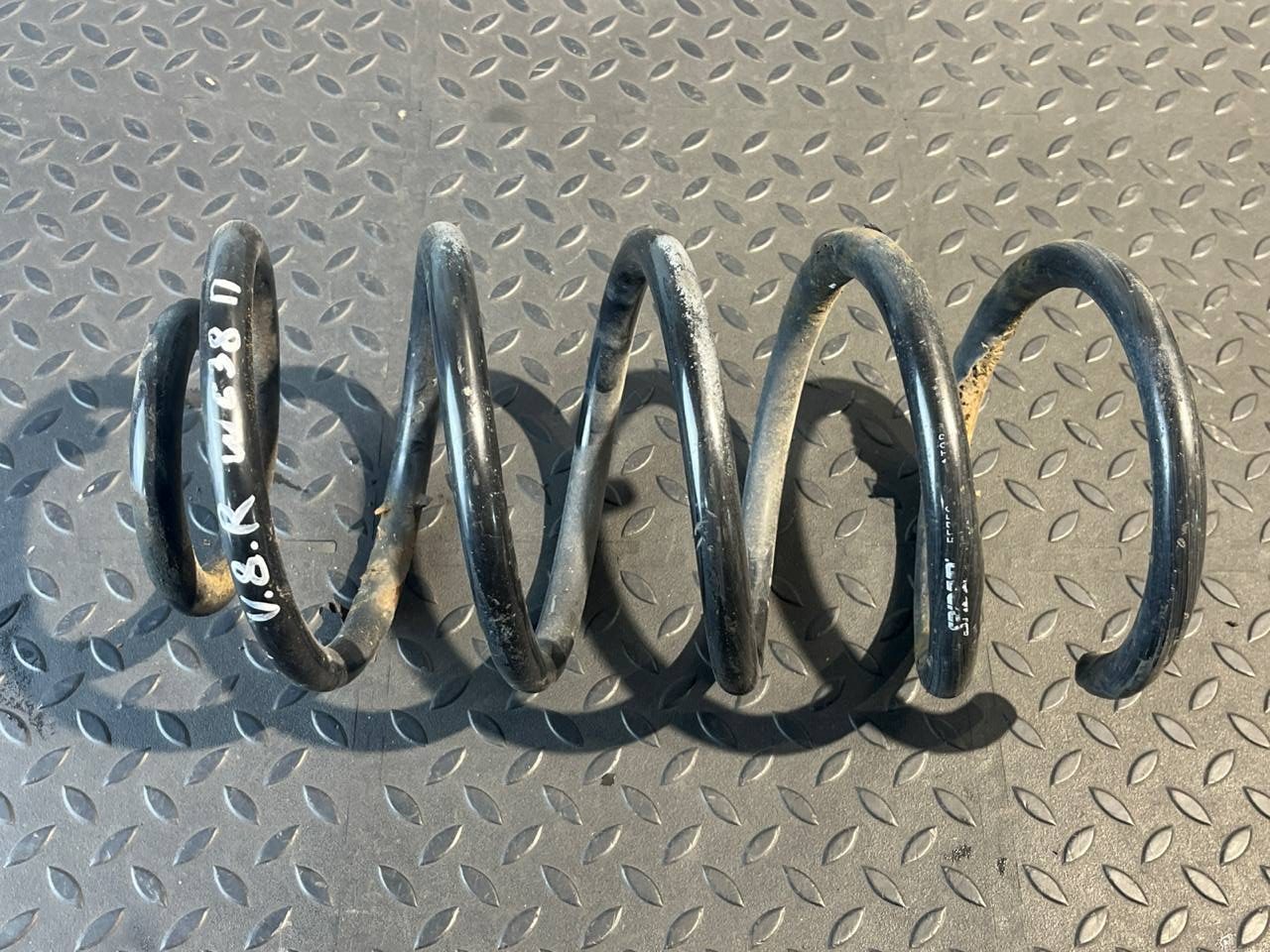 Пружина передняя Mercedes Vito/W638 1996-2003