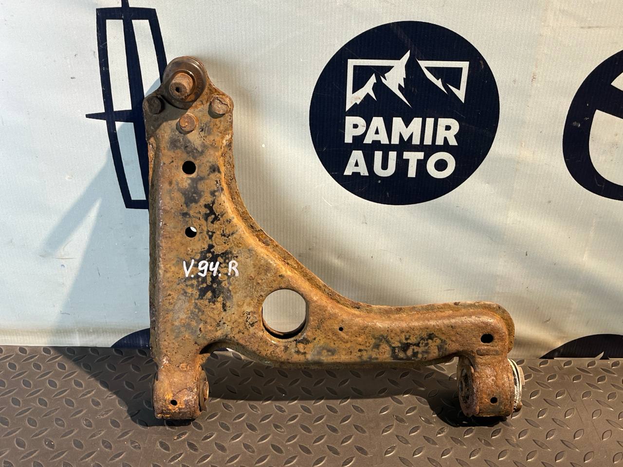 Рычаг передний правый Opel Astra/H 2004-2014