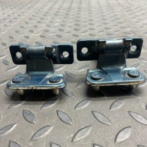 Петля двери багажника Mercedes C/W202 1993-2001