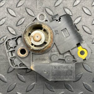 Клемма плюс Mercedes C/W202 1993-2001