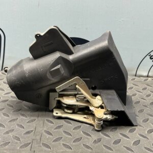 Замок двери задний левый Mercedes C/W202 1993-2001