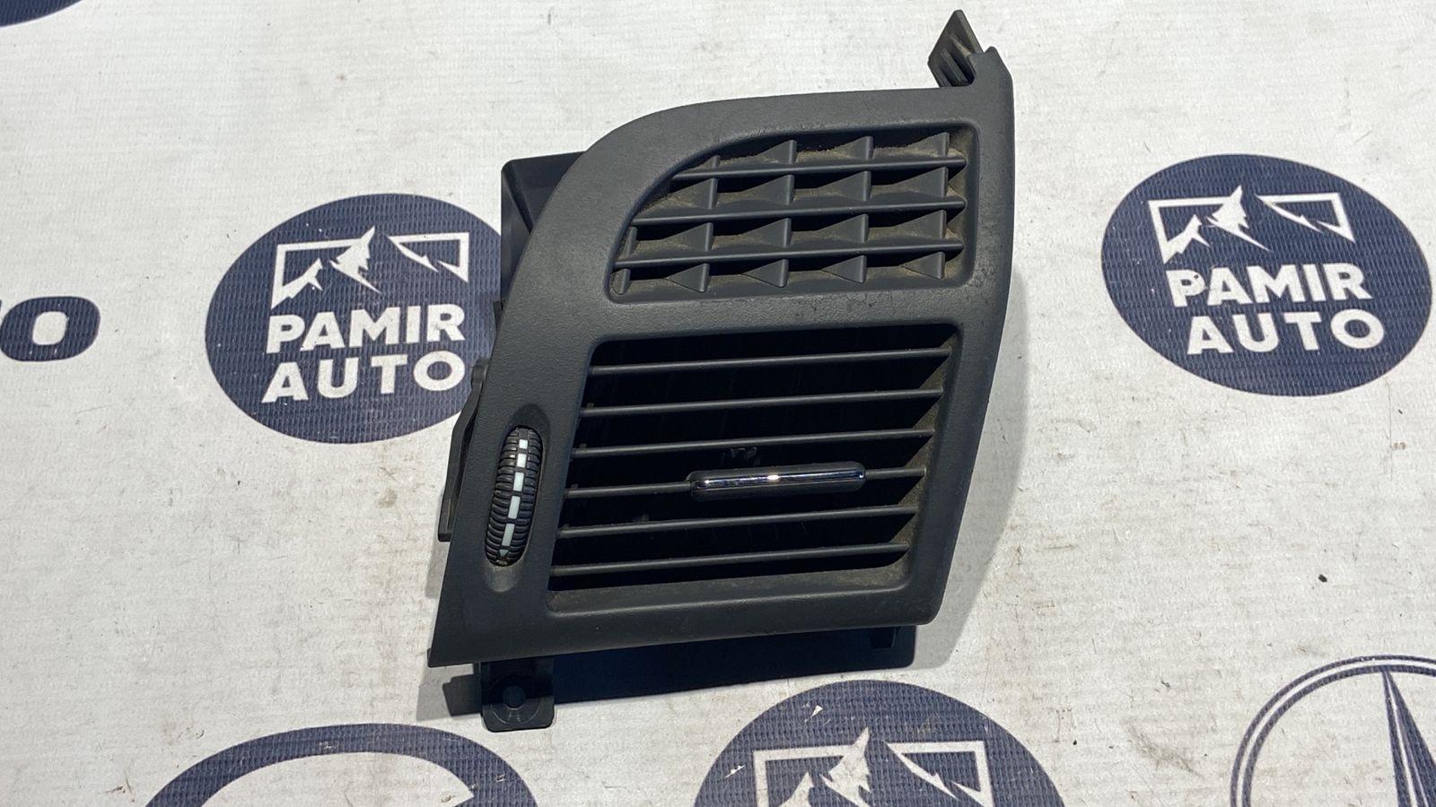 Дефлектор воздушный правый Mercedes E/W211 2002-2009