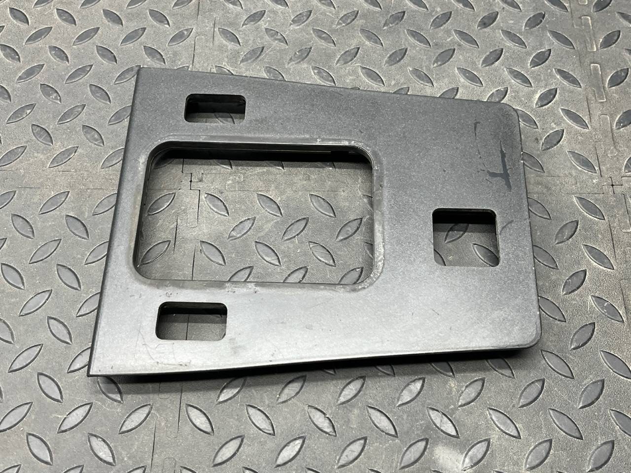 Накладка на кулису АКПП Mercedes C/W202 1993-2001