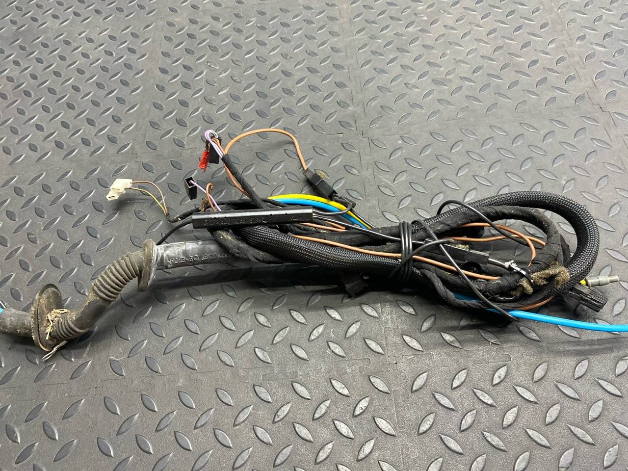 Проводка двери багажника Mercedes C/W202 1993-2001