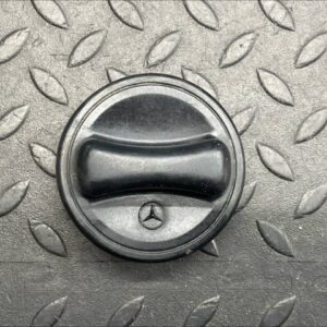 Крышка топливного бака Mercedes E/W210 1995-2003