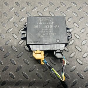 Блок управления парктроником Ford Focus/2 2004-2011