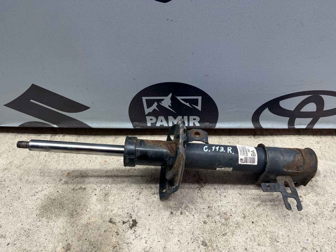 Амортизатор передний правый Opel Astra/H 2004-2014