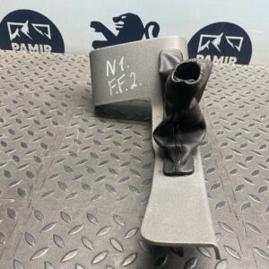 Кожух рычага стояночного тормоза Ford Focus/2 2004-2011