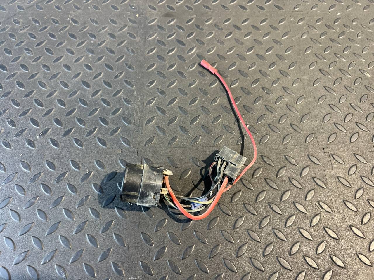 Группа контактная замка зажигания Mercedes Sprinter/W901-W909 1995-н.в.