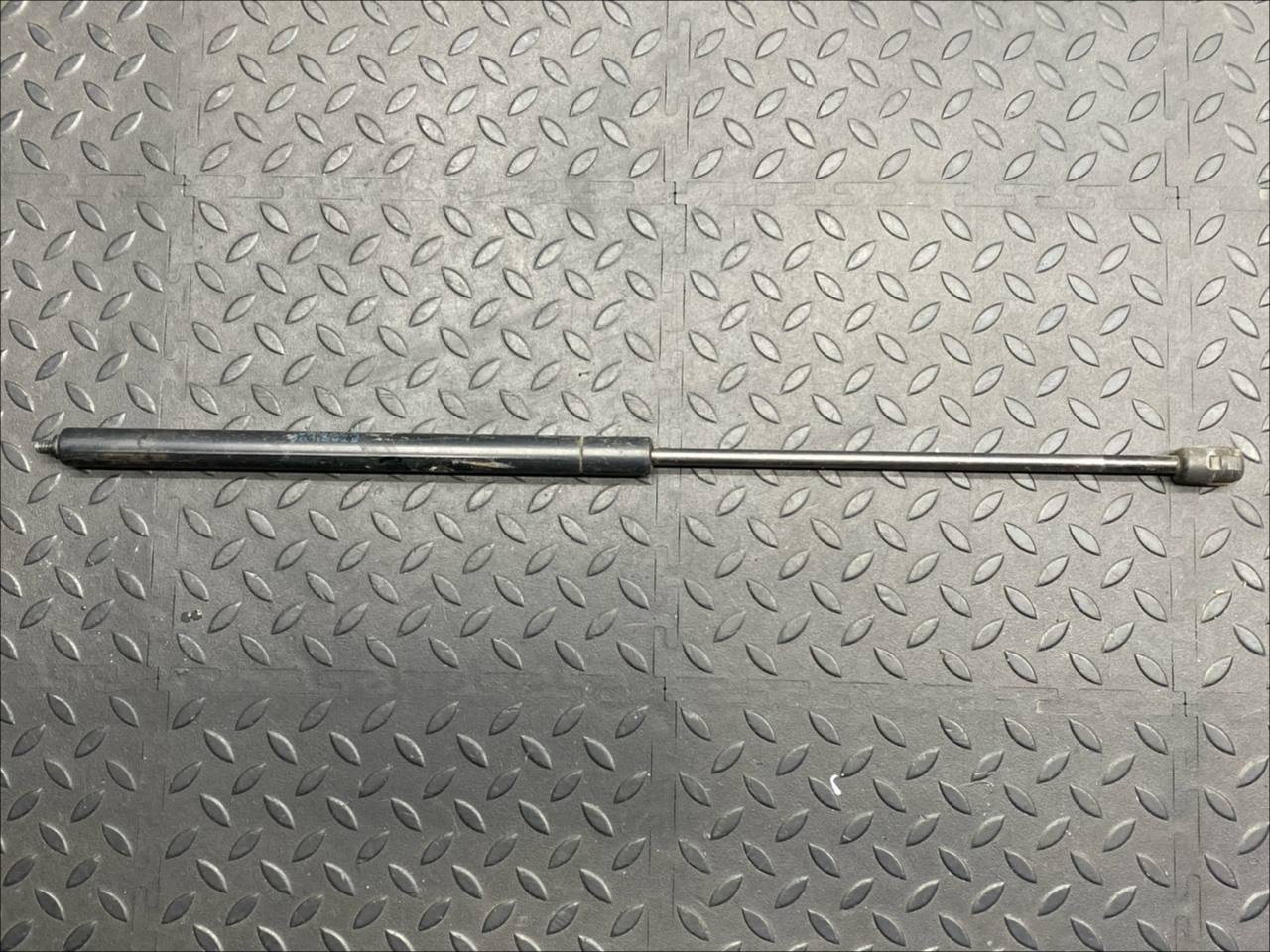 Амортизатор двери багажника Ford Mondeo/3 2000-2007