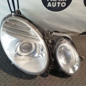 Фара правая Mercedes E/W211 2002-2009