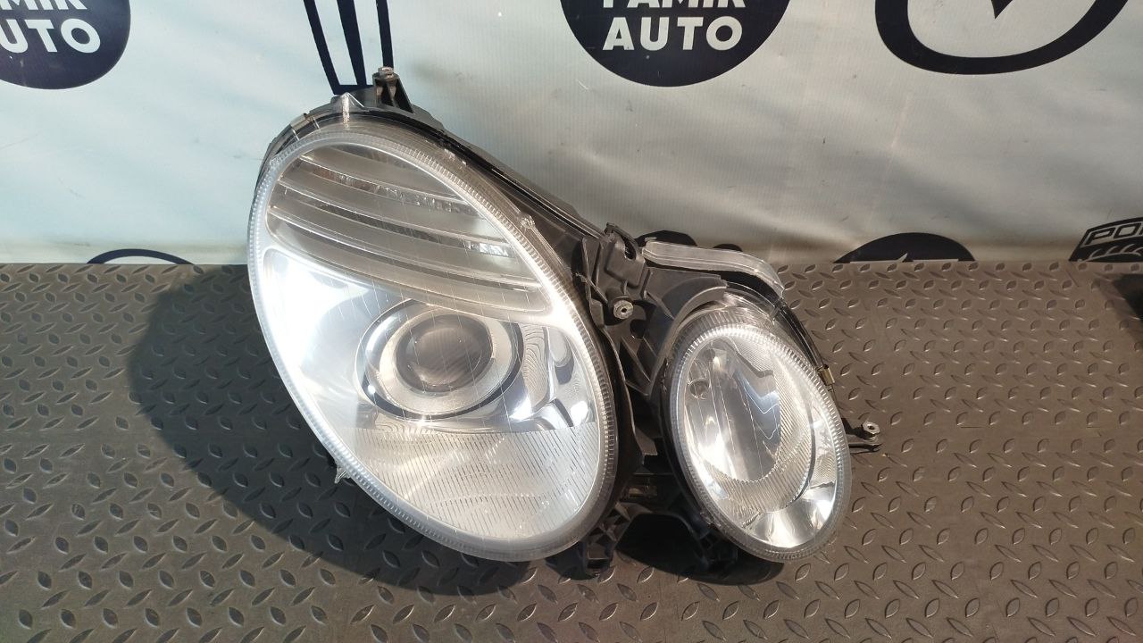 Фара правая Mercedes E/W211 2002-2009