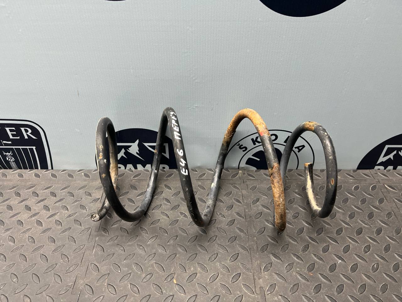 Пружина передняя BMW 3/E46 1998-2007