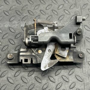 Замок капота Mercedes B/W245 2005-2011