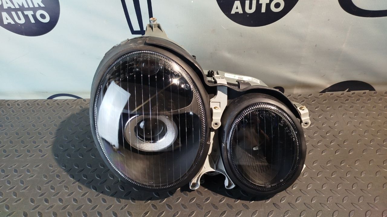 Фара правая Mercedes E/W210 1995-2003