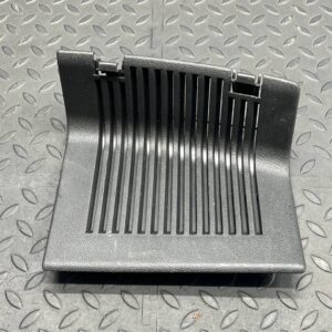 Обшивка багажника левая Opel Astra/H 2004-2014