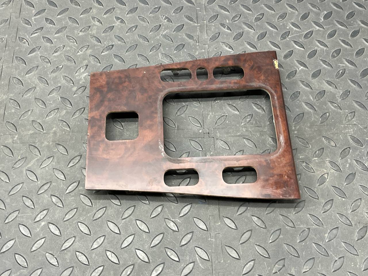 Накладка на кулису МКПП Mercedes C/W202 1993-2001