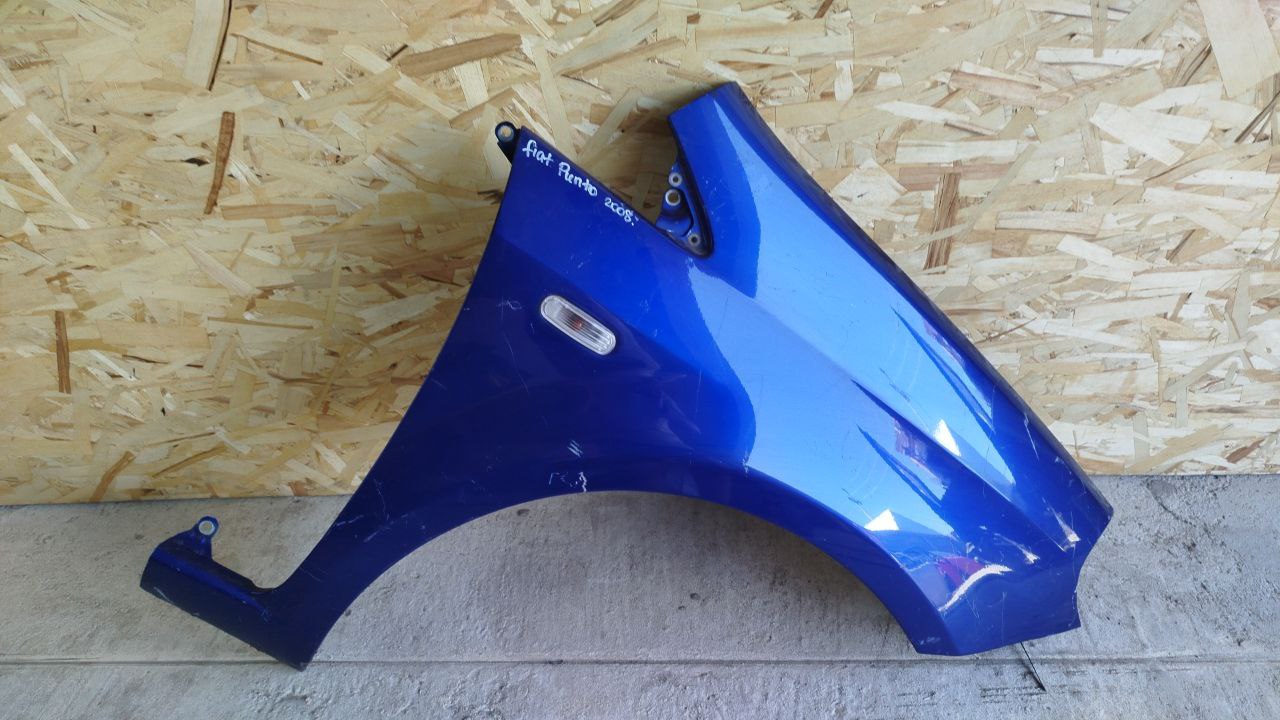 Крыло переднее правое Fiat Punto/3 2005-2018