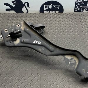 Кронштейн фары левый Mercedes C/W204 2006-2015