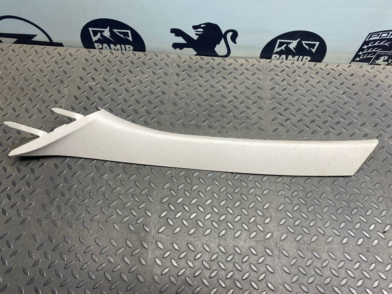 Обшивка стойки передняя правая Ford Mondeo/3 2000-2007