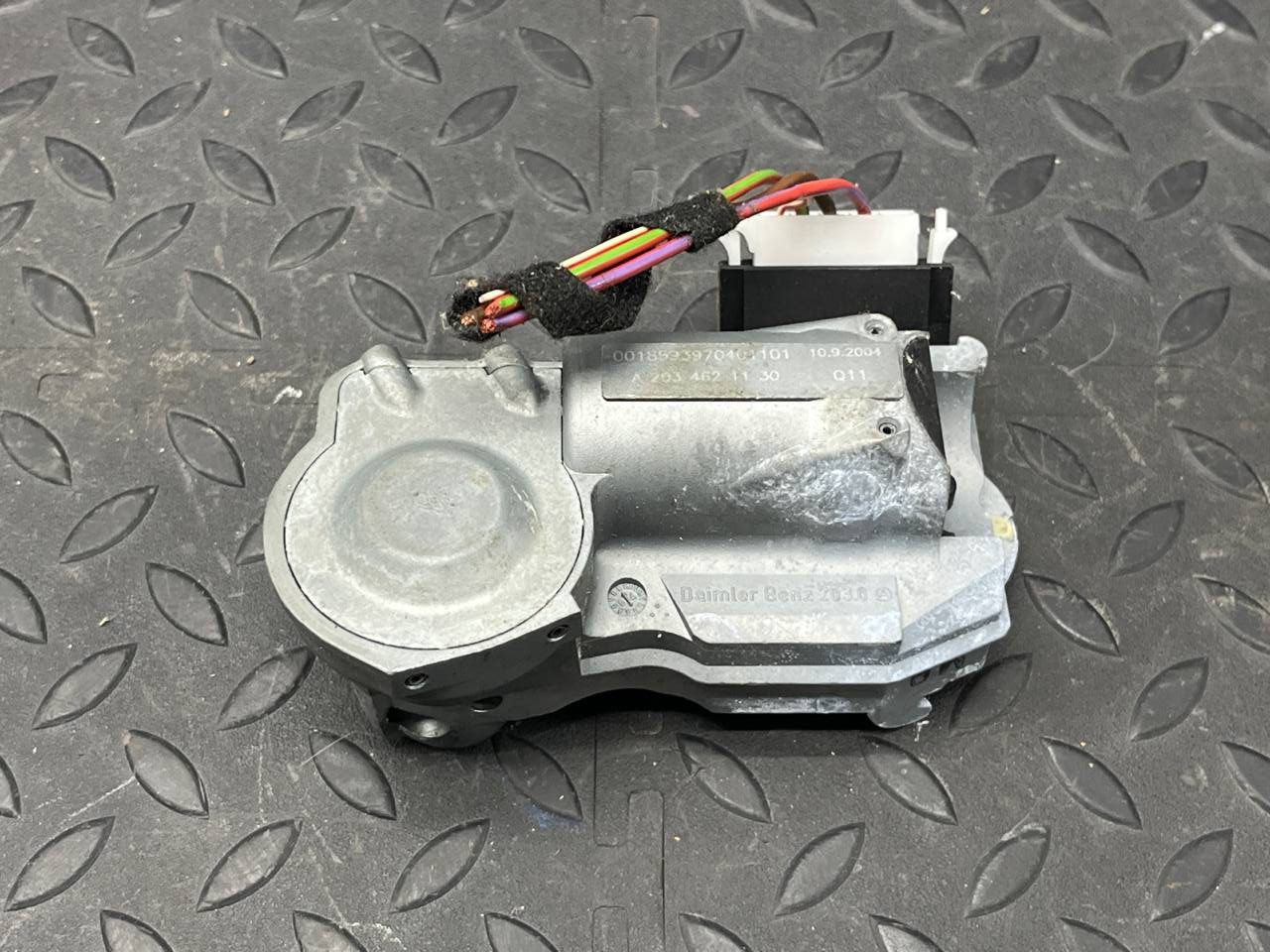 Замок рулевого управления Mercedes C/W203 2000-2008