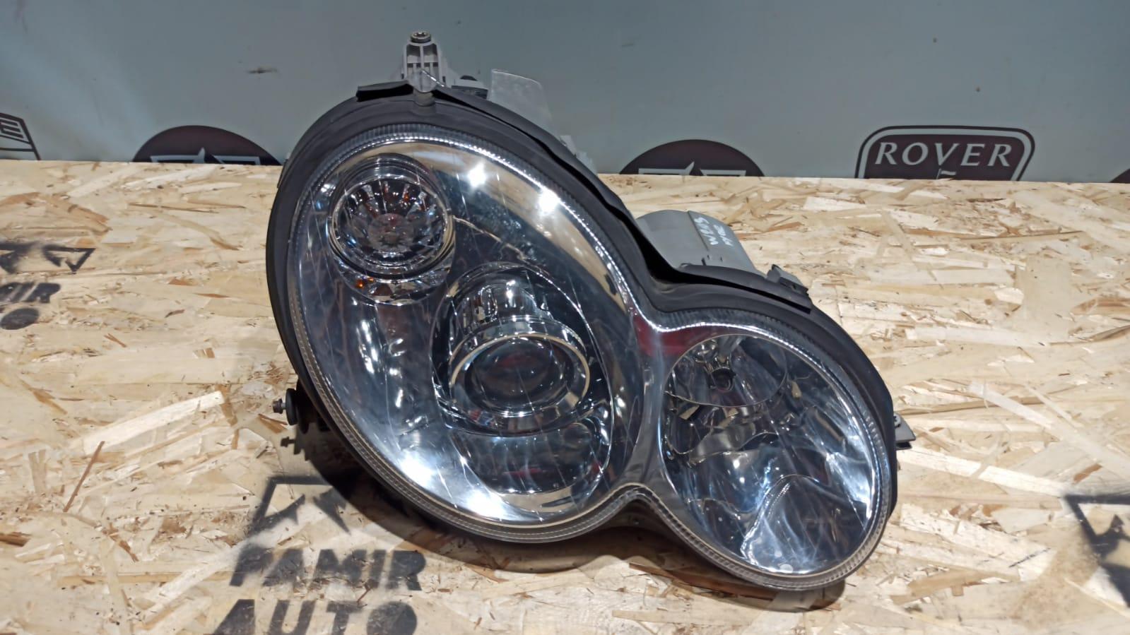 Фара правая Mercedes C/W203 2000-2008