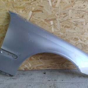 Крыло переднее правое Mercedes C/W203 2000-2008