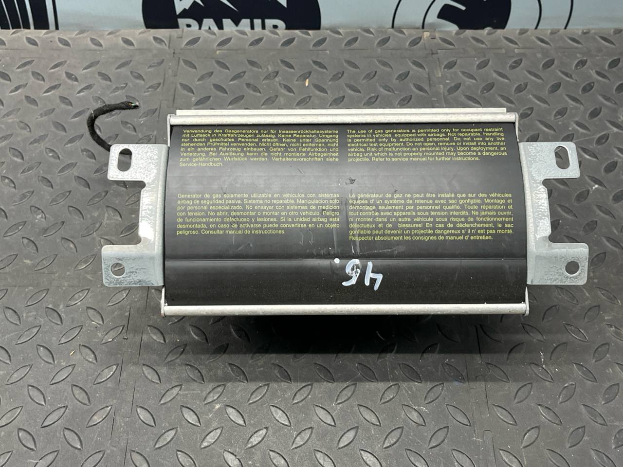 Подушка безопасности в торпедо Mercedes C/W203 2000-2008