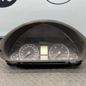 Комбинация приборов (Щиток) Mercedes C/W203 2000-2008