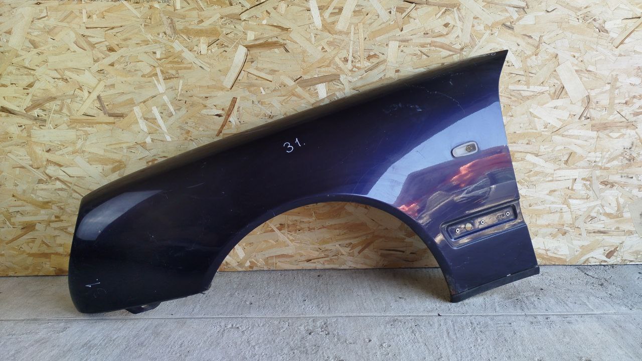 Крыло переднее левое Mercedes E/W210 1995-2003